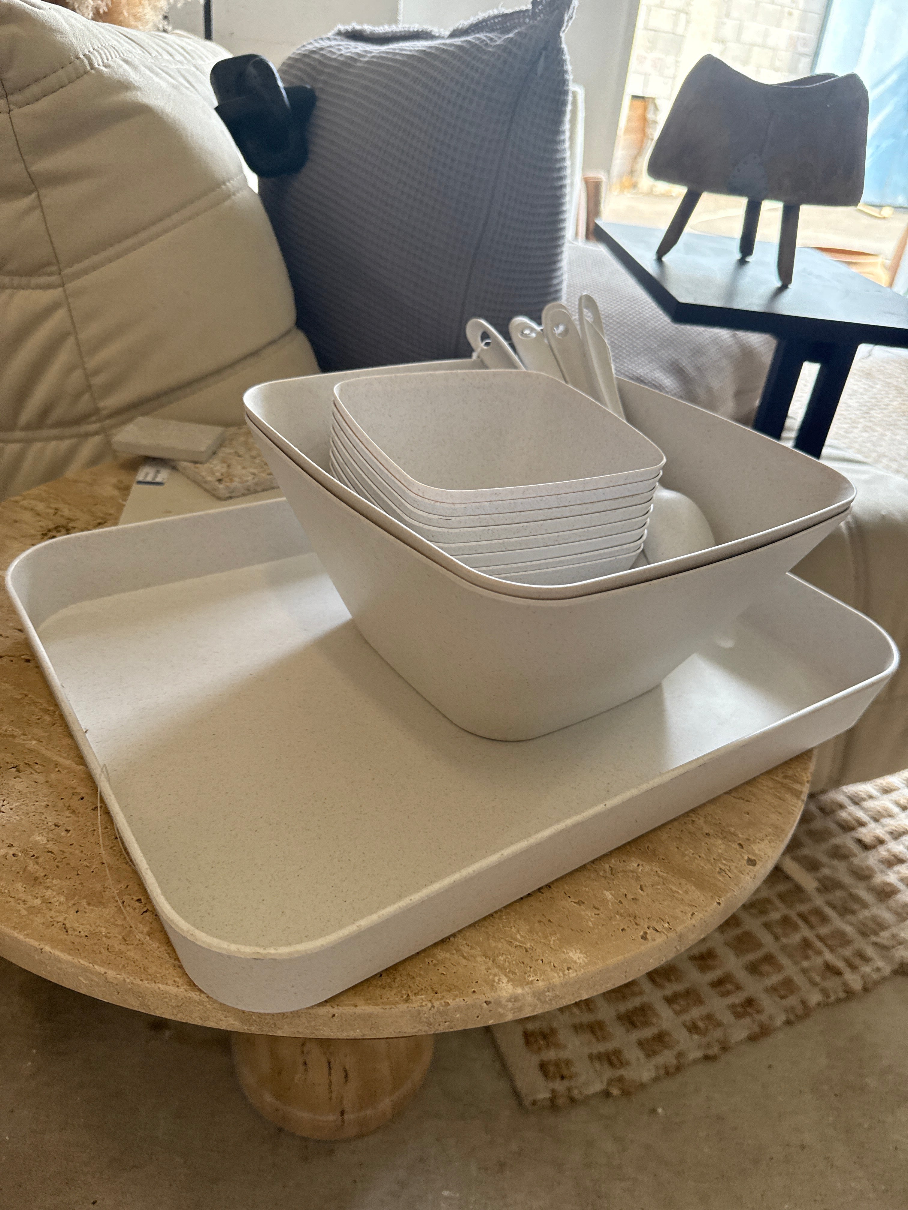 בול קטן במבוק וויט