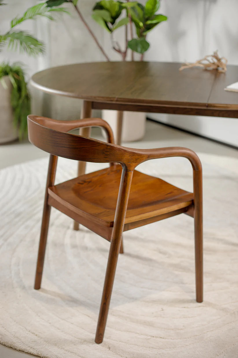 כיסא אולי בראון