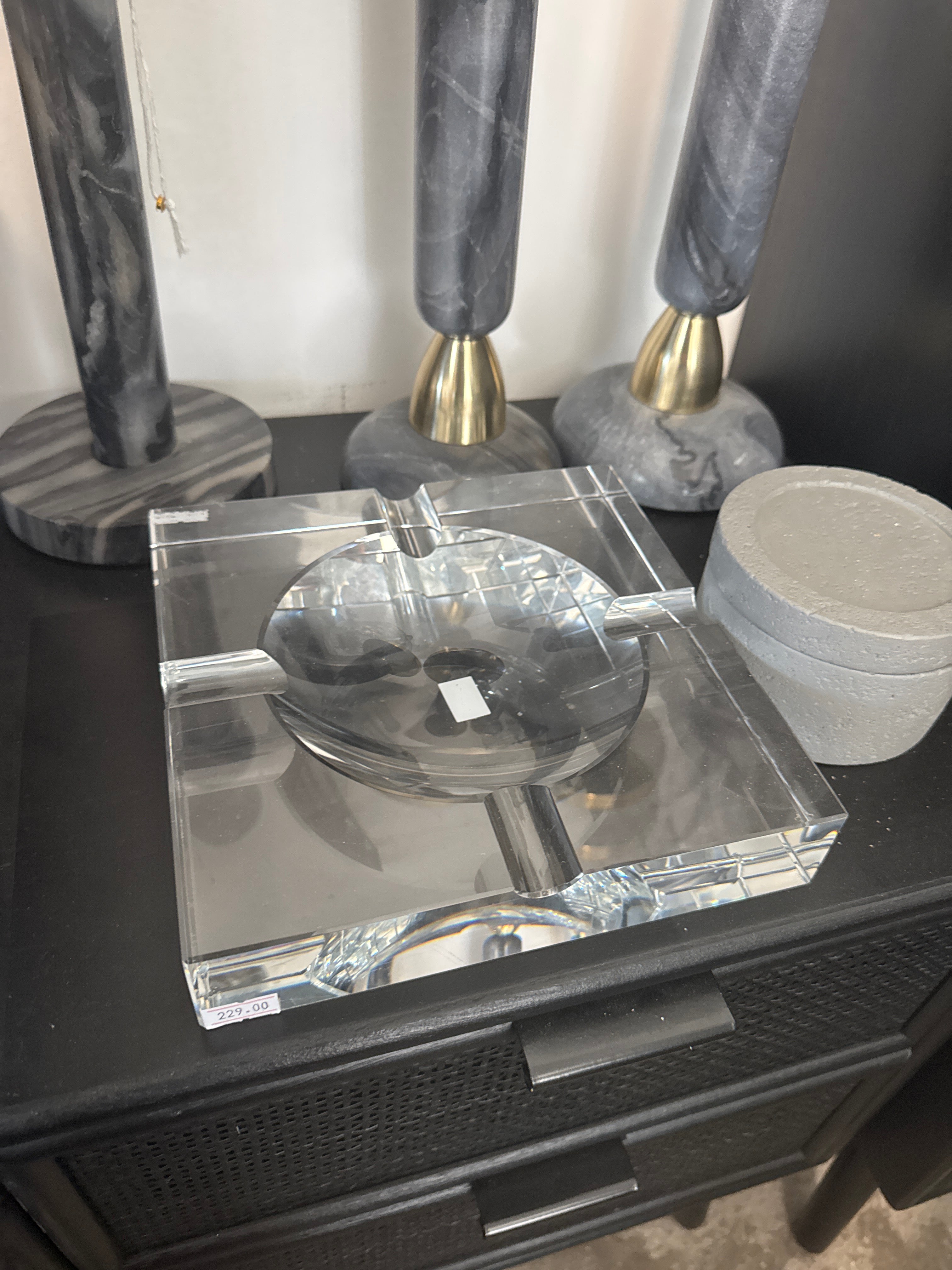 מאפרה קריסטי