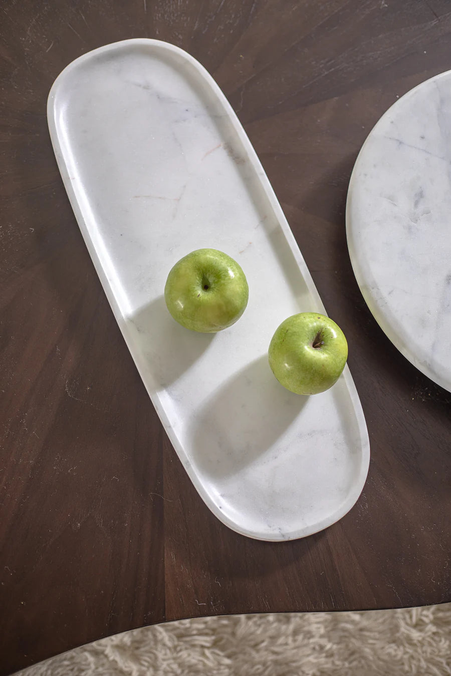 מגש אובאלי מרבל וואיט