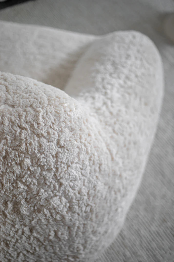 כורסא קלאוד קלי