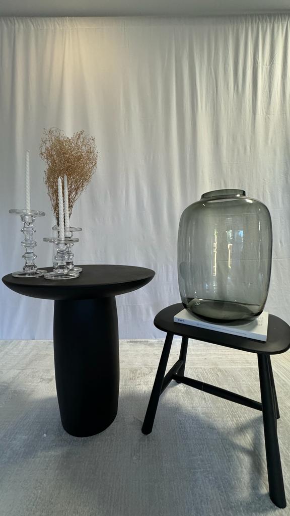 שולחן לאקי בלאק