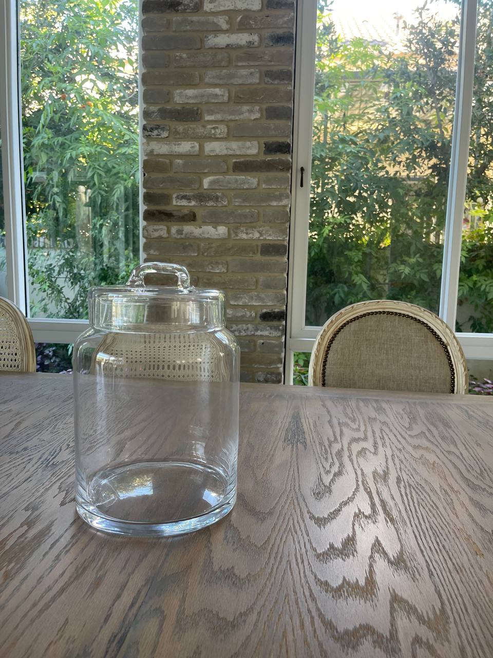 צנצנת לילי ענקית